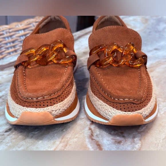 Women’s DOLCE VITA Jadah sneakers- pecan suede. Size 7.5 - Picture 2 of 8